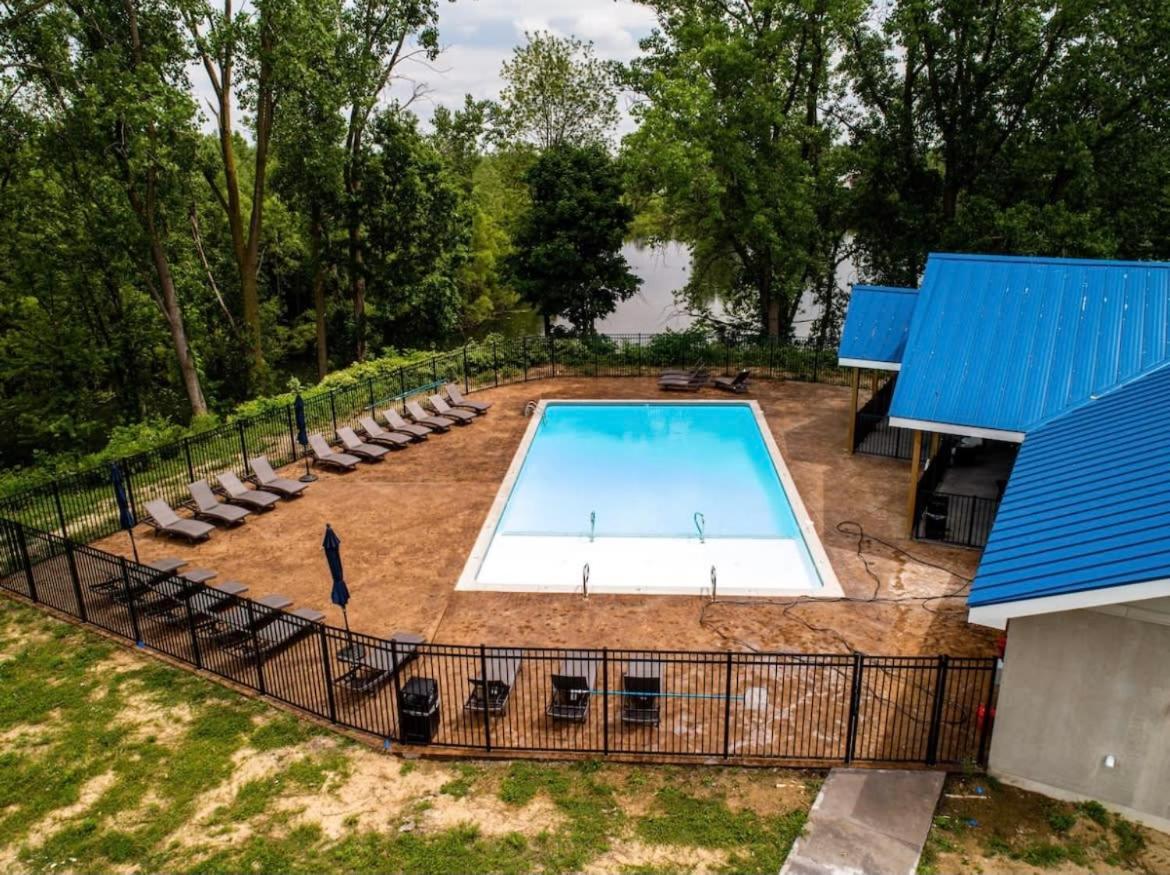 2Br Suite At The Grand Castle Pool Gym & Parking Грандвилл Экстерьер фото