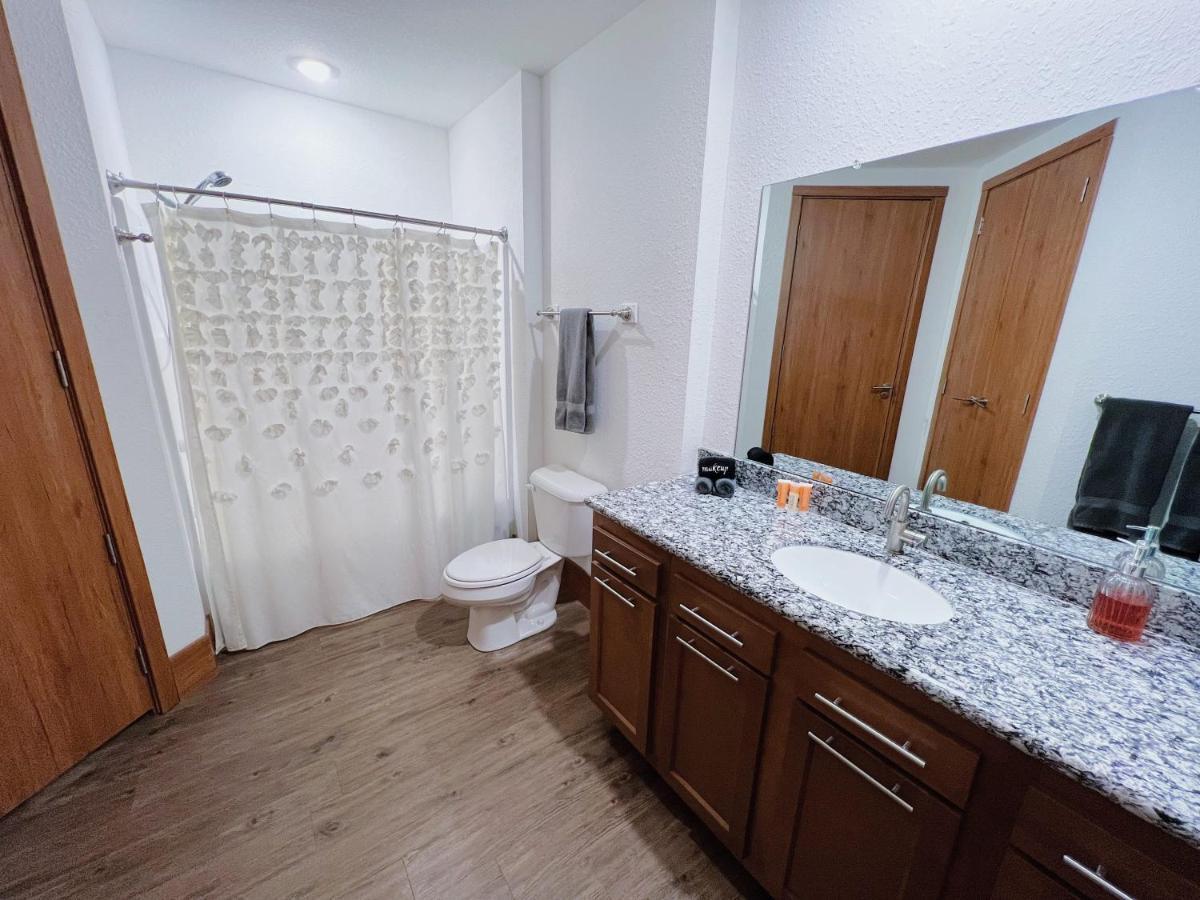 2Br Suite At The Grand Castle Pool Gym & Parking Грандвилл Экстерьер фото