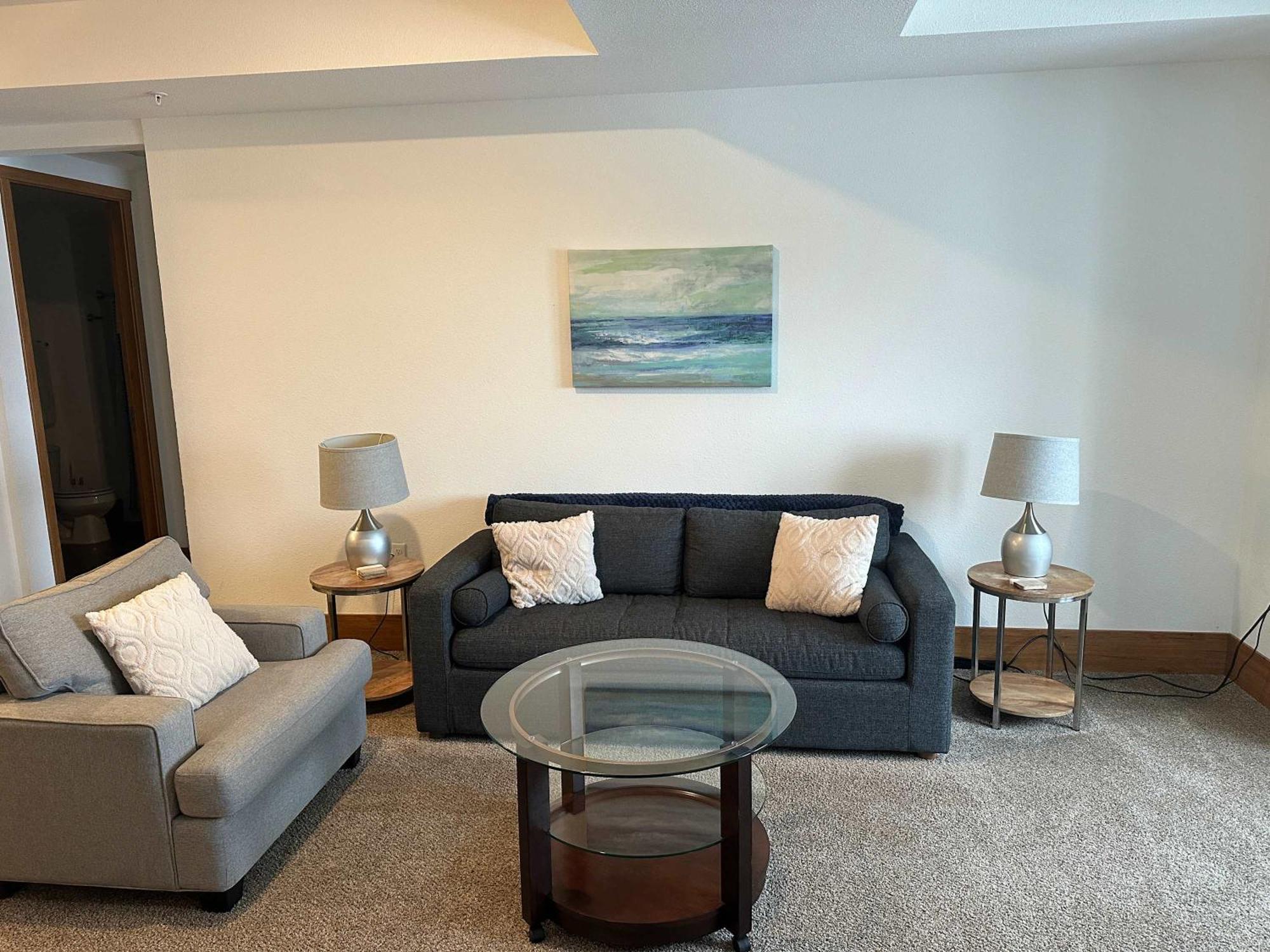 2Br Suite At The Grand Castle Pool Gym & Parking Грандвилл Экстерьер фото