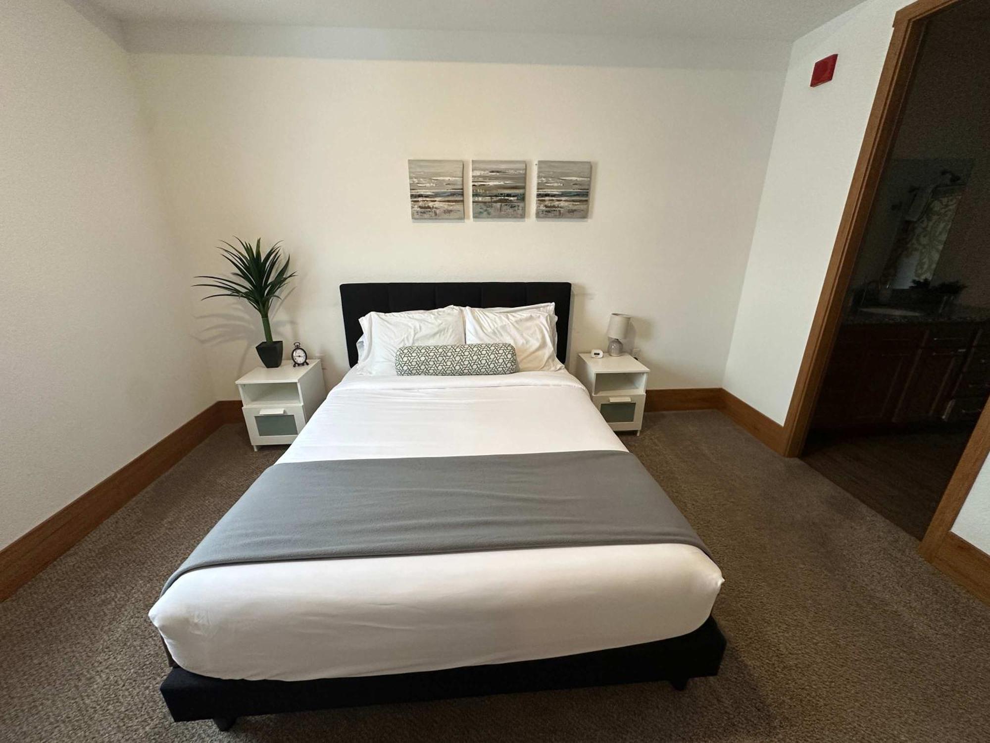 2Br Suite At The Grand Castle Pool Gym & Parking Грандвилл Экстерьер фото